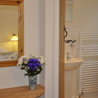 Bedroom ensuite in Manor Bedw Holiday Cottage near Narberth Pembrokeshire